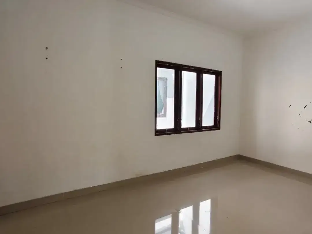di jual murah rumah area denpasar barat dekat dengan kerobokan bali dan seminyak - Image 3 of 10