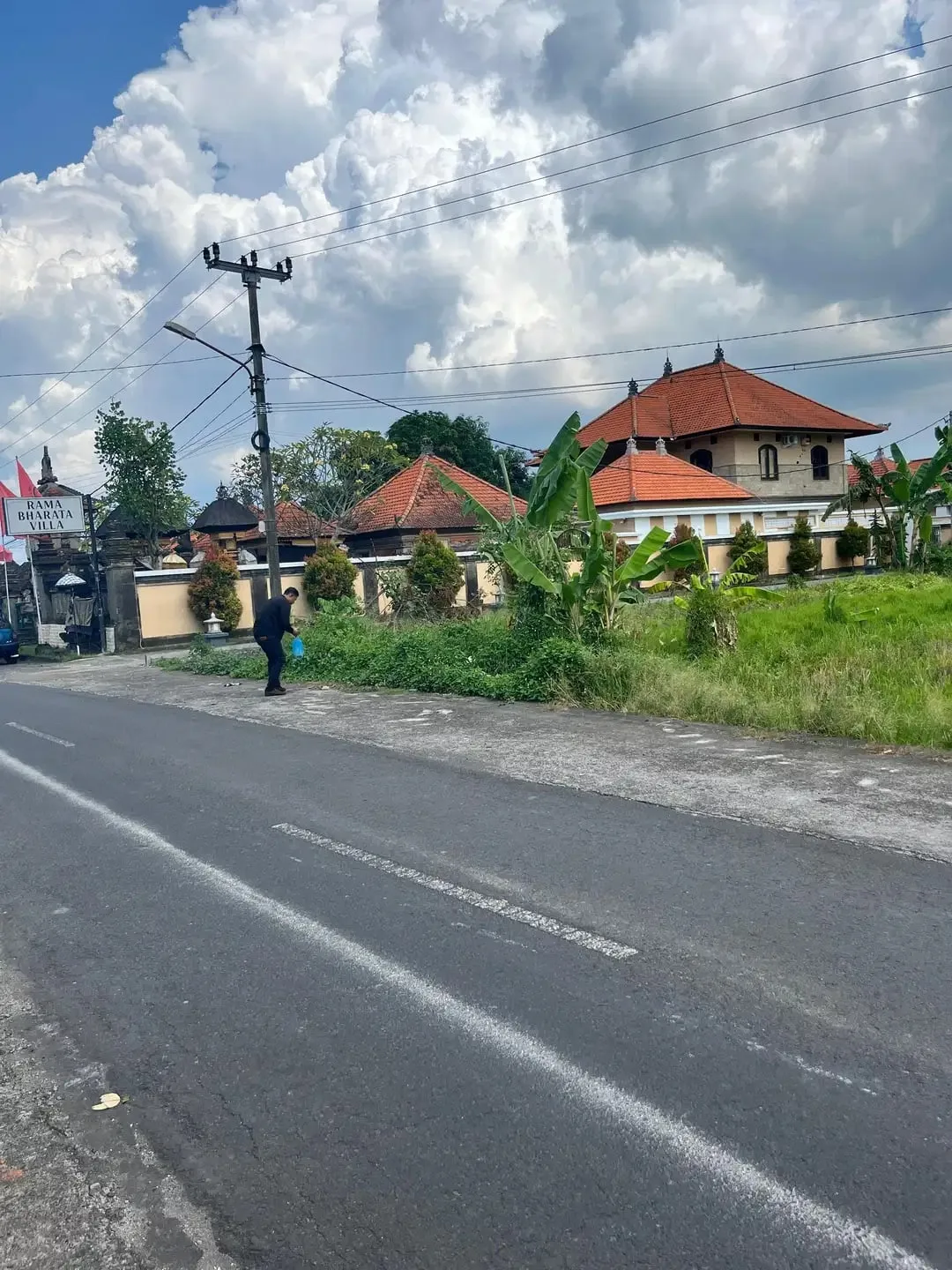 Dijual Tanah Pinggir Jln. Utama Ubud 700 m2 Cocok Usaha dan Vill - Image 8 of 10