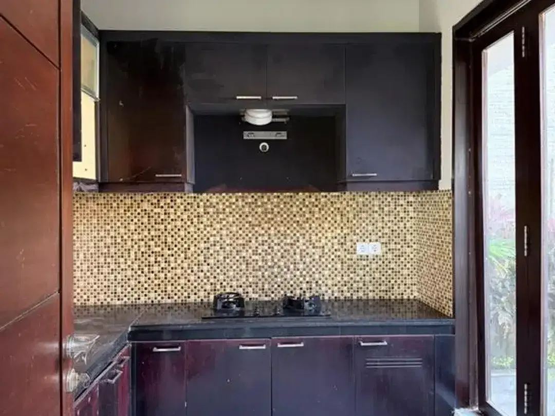Villa 4 Kamar Tidur Dijual di Jimbaran, Cocok untuk Investasi - Image 5 of 5