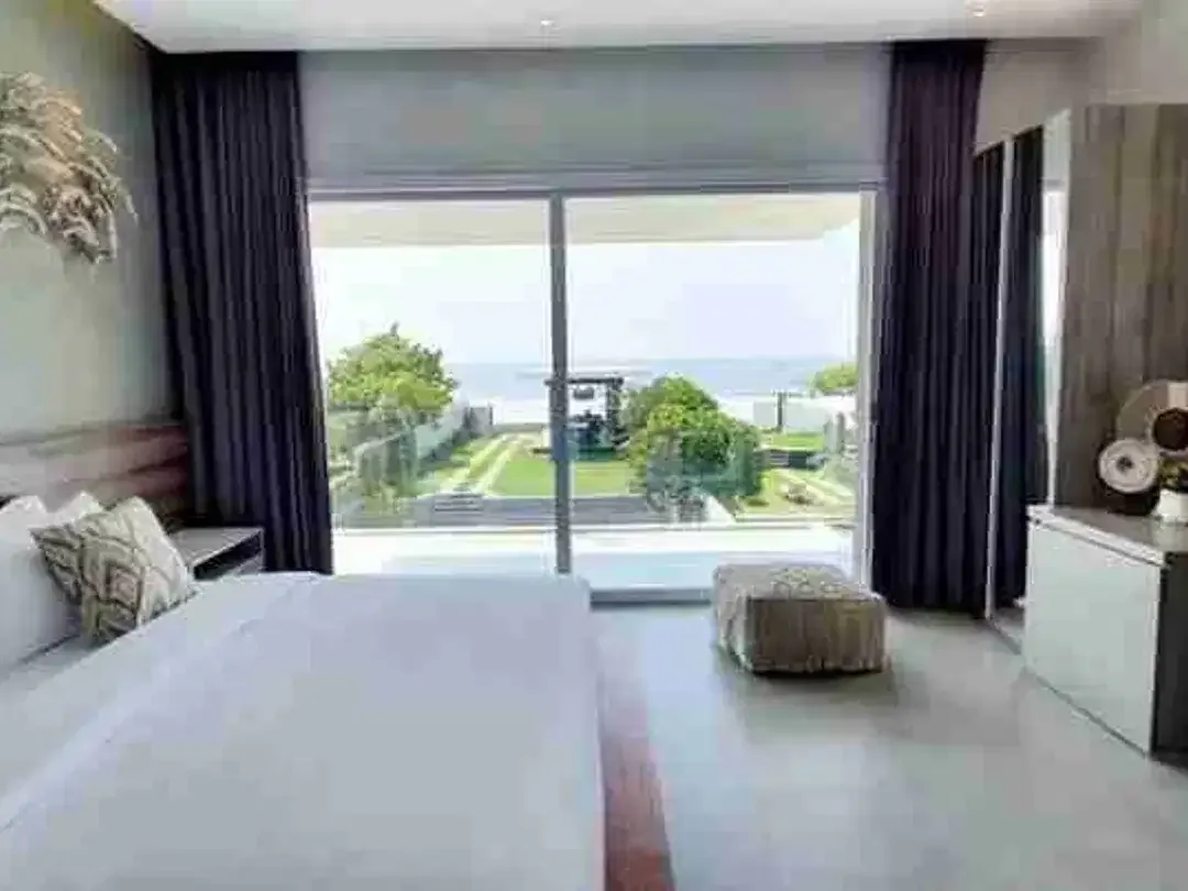 Luxury Villa Beachfront One Gate Keramas Beach - Image 8 of 10