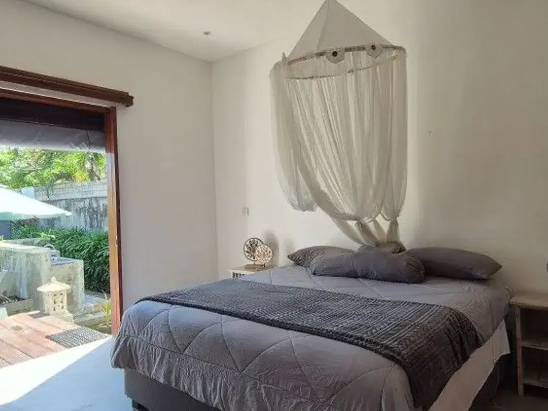 Beautiful 3-Bedroom Leasehold Villa with Rice Field Views - Singakerta, Ubud - Image 2 of 10