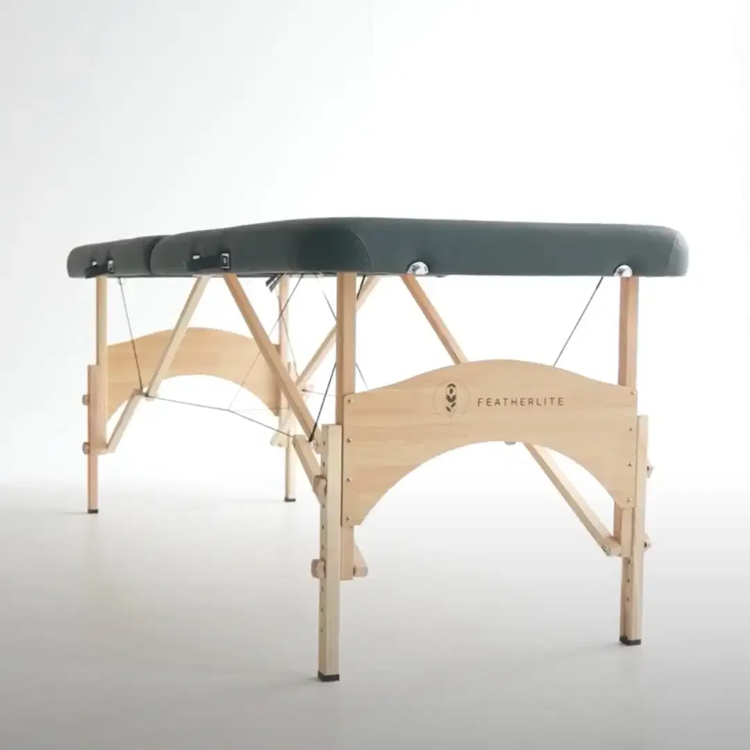 Massage bed with bag - Image 1 of 3