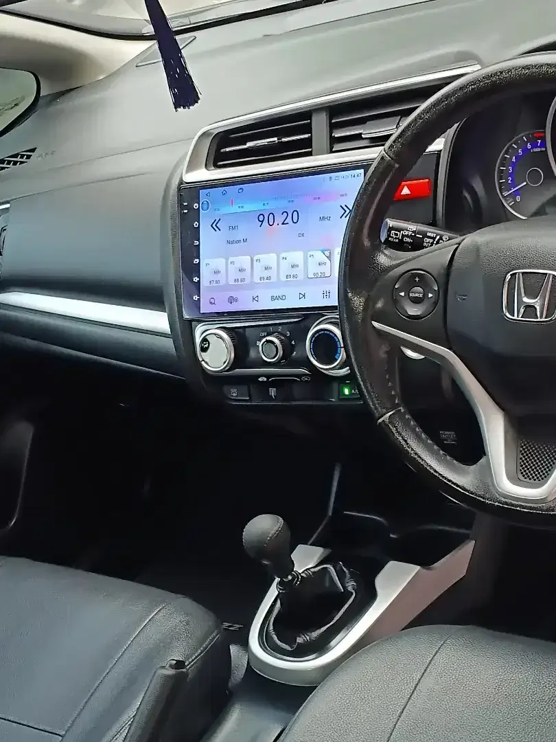 JAZZ RS GK5 MANUAL TAMPILAN GANTENG LOW KM SIAP PAKAI - Image 9 of 10