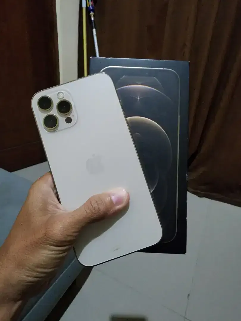 Iphone 12 Promax 128GB fulset resmi ibox mulus - Image 2 of 2