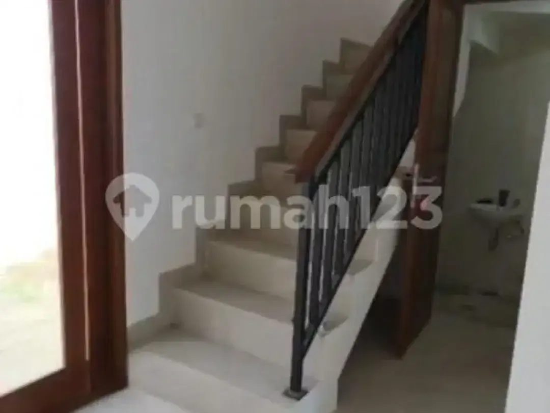 Rumah Ready Unit Jalan Blong Poh Jimbaran, 3Kt, One Gate System, Rp 1,995 Miliar - Image 4 of 9