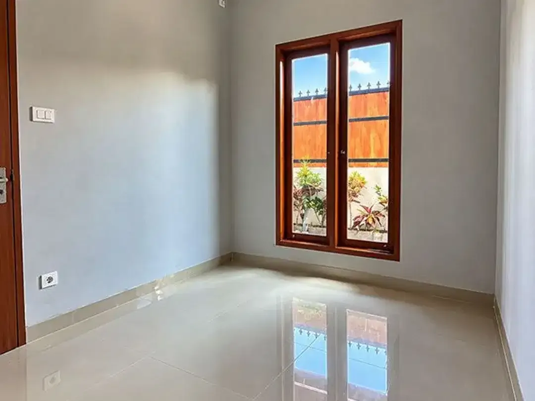 [Amr-110.Bnd] Disewakan Tahunan Rumah Baru di Penatih – Denpasar Timur - Image 7 of 9