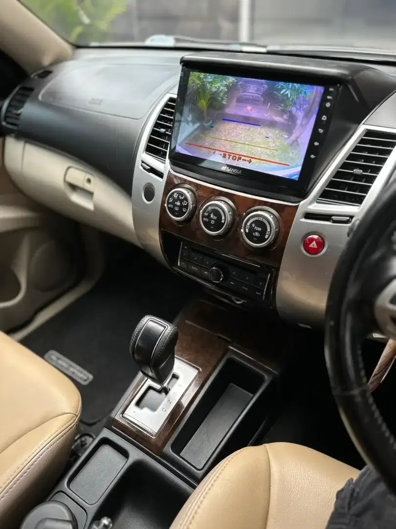 PAJERO DAKAR EXCEED 2011 MATIC DIESEL ASLI BALI ISTIMEWA SIAP PAKAI - Image 10 of 10