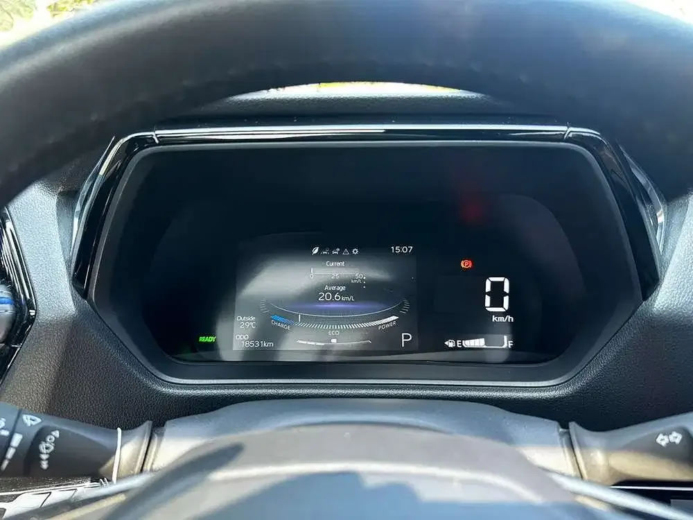 Toyota Yaris Cross 2023 Hybrid - Image 3 of 7