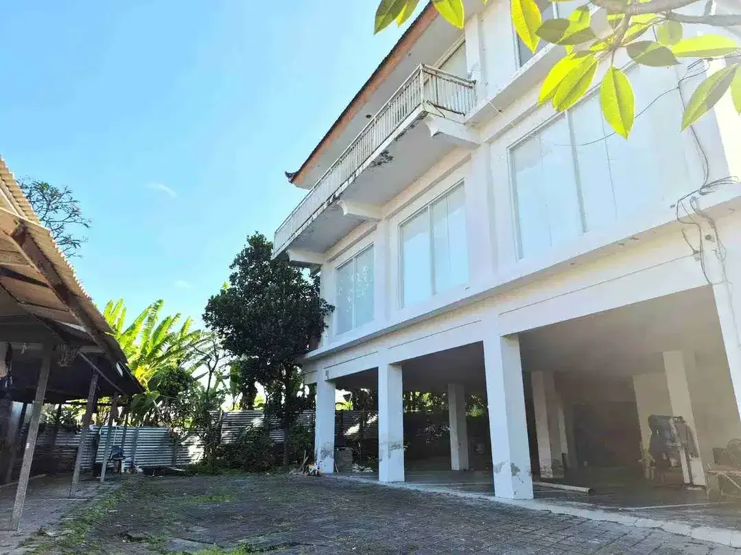 Gudang Kantor dan Showroom di jalan utama Prof IB Mantra Ketewel - Image 8 of 10