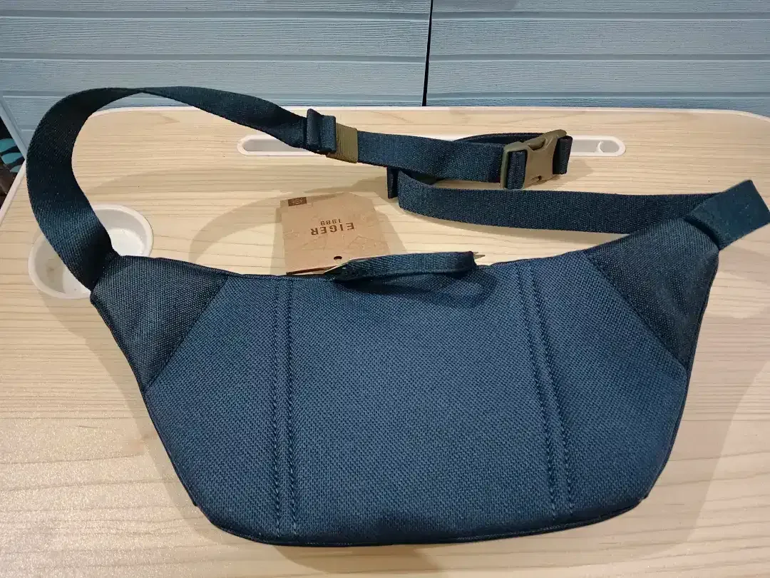 Tas Selempang/Pinggang/Waistbag Merk EIGER DIJAMIN 100% ORIGINAL - Image 2 of 10