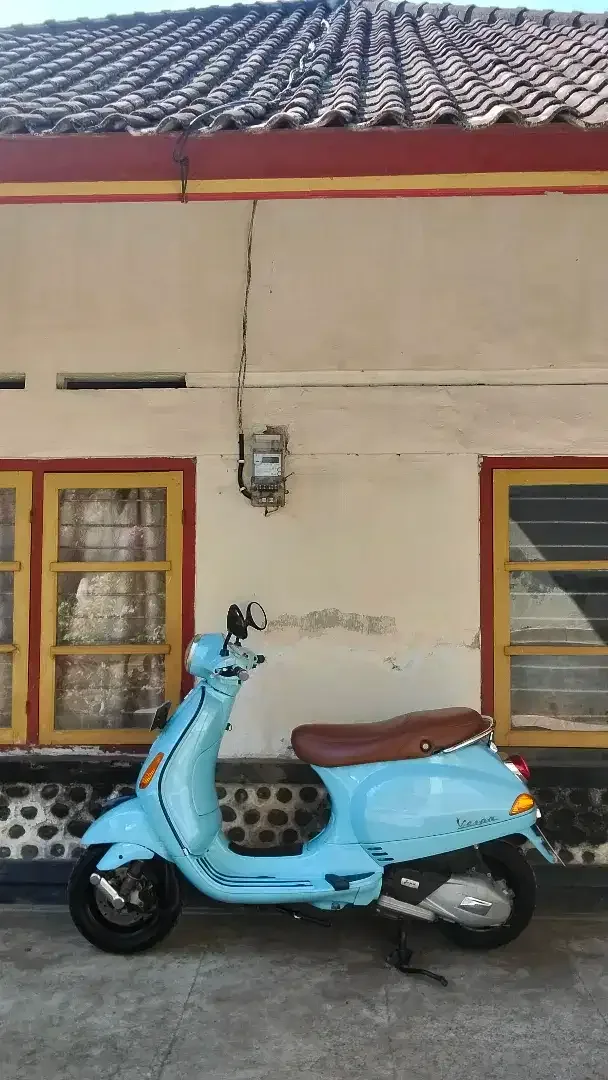 VESPA LX 125 IGER 2017 - Image 1 of 7