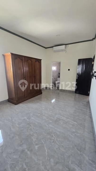 Rumah Baru Semi Furnished Disewakan Area Denpasar Selatan - Image 2 of 4