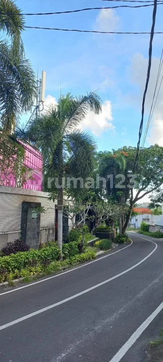Rumah Semi Villa Kawasan Elit Nusa Dua Mumbul - Image 3 of 4