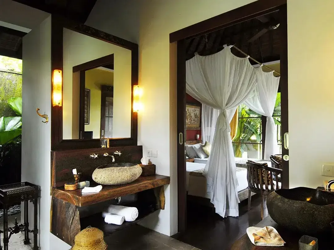 For Sale Villa on 8.160 Sqm of Land with Lush Widespread Views of Rice Fields and Green Valley - Image 3 of 10