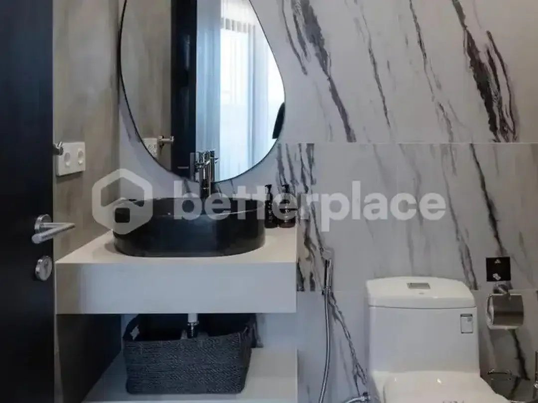 Modern 2 bedroom Townhouse in One of The Most Premium Complex in Berawa - Canggu - Image 9 of 10