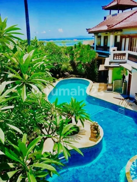 Villa Luas Furnished Pool View Laut Strategis di Canggu Berawa - Image 2 of 4