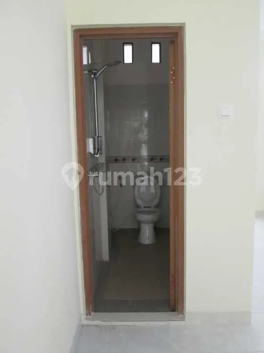 Ruko, 2 Lantai, Dekat Universitas di Tukad Pakerisan - Image 3 of 4