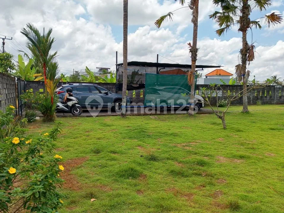 Tanah Bonus Bangunan Rumah Minimalis Jalan Utama Pantai Pererenan - Image 3 of 4