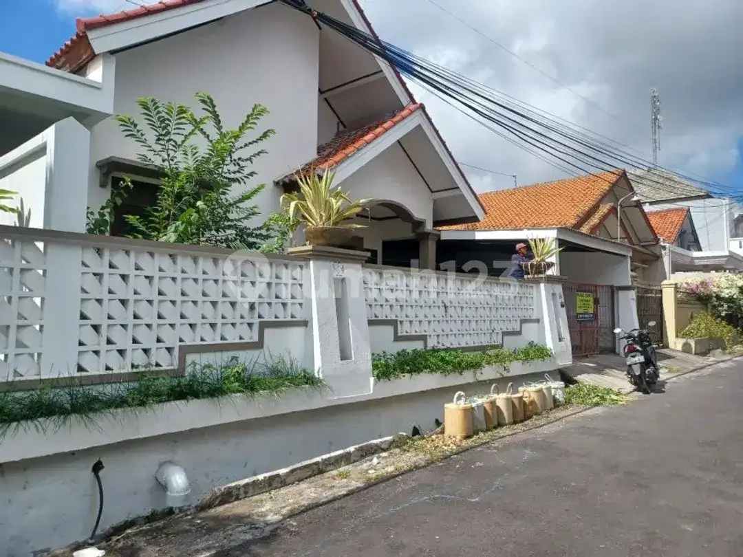Kesempatan Langka! Rumah Luas 200M² di Jimbaran Cuma 2M Full Furnish - Image 3 of 10