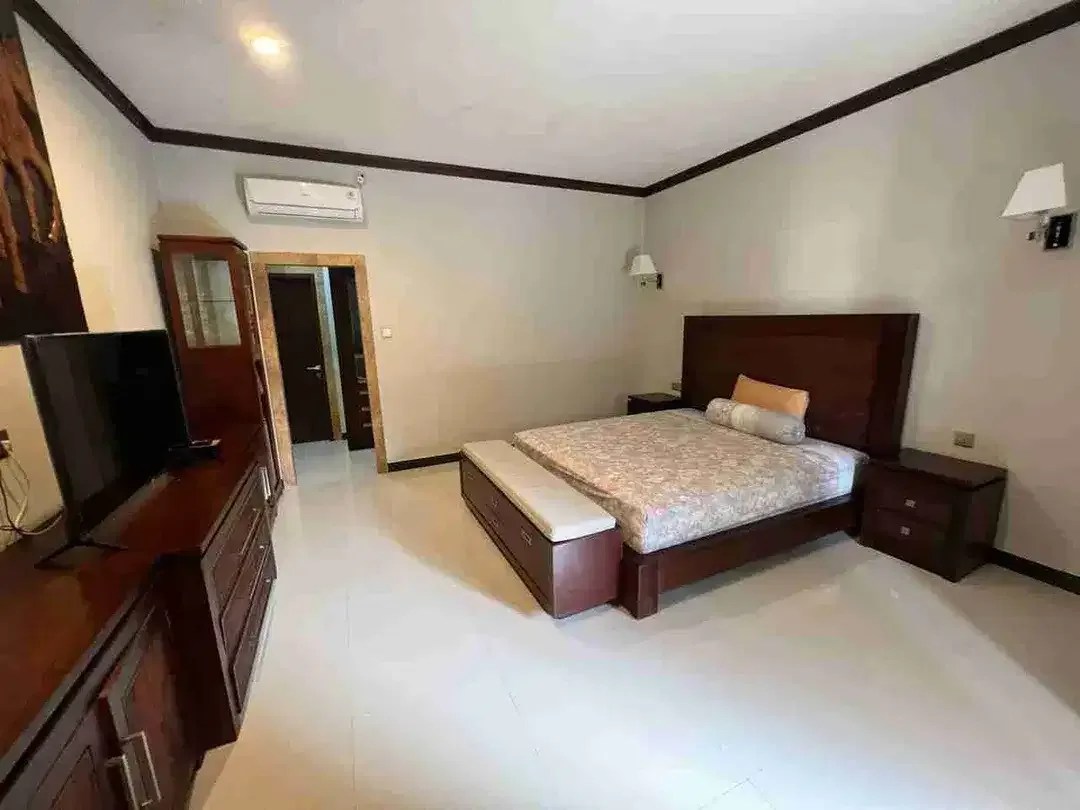 rumah luas 5 menit ke icon mall area sanur kauh - Image 6 of 8