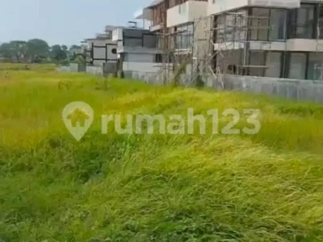 Exclusive Land 400 Meter & 1200 Meter For Lease Near Pantai Lima Beach - Prime Canggu Location - Pererenan Canggu Bali - Image 1 of 5