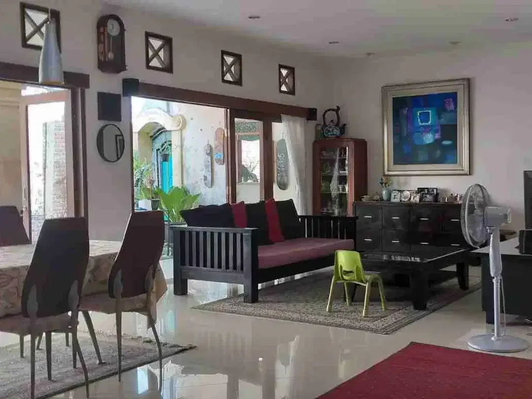 Rumah Lantai 2 di Badak Sari Dekat Badak Agung Renon Drupadi - Image 4 of 10