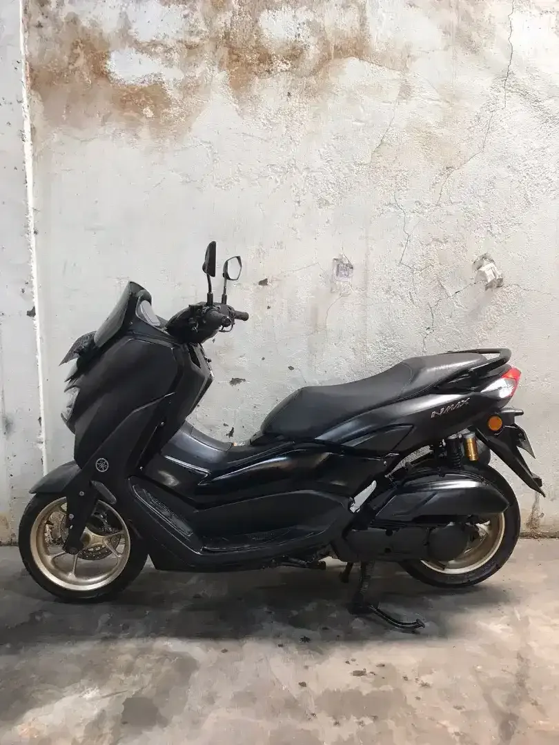 DP 2,3 JT / BUNGA MENURUN 2% / YAMAHA NMAX 155 TAHUN 2020 - Image 4 of 8