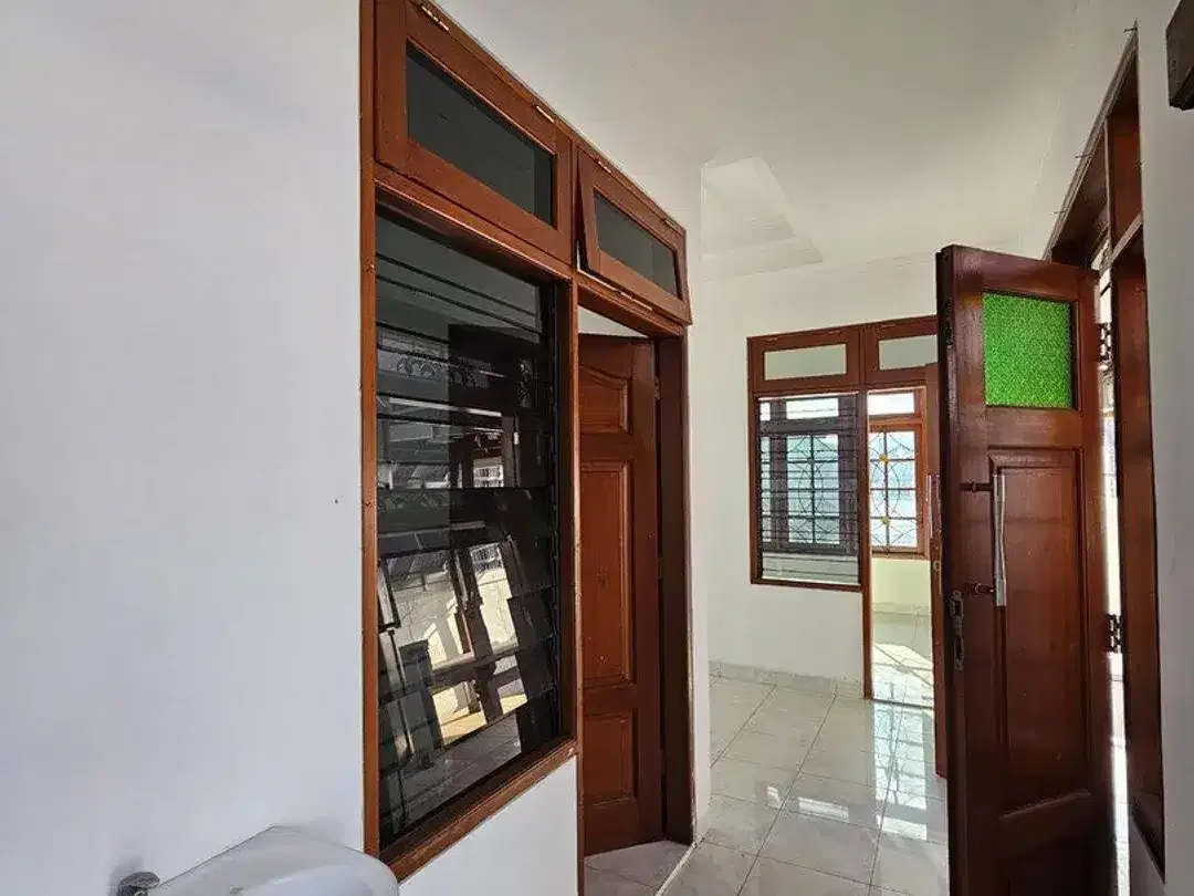 Rumah 4 Kamar Dijual di Area Teuku Umar, Denpasar Barat - Image 5 of 10