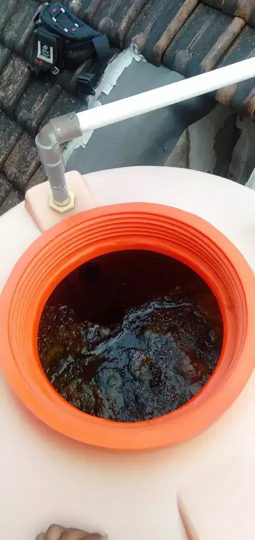 Jasa teknisi listrik,pompa air,kloset duduk,kuras tandon,water heater - Image 4 of 5