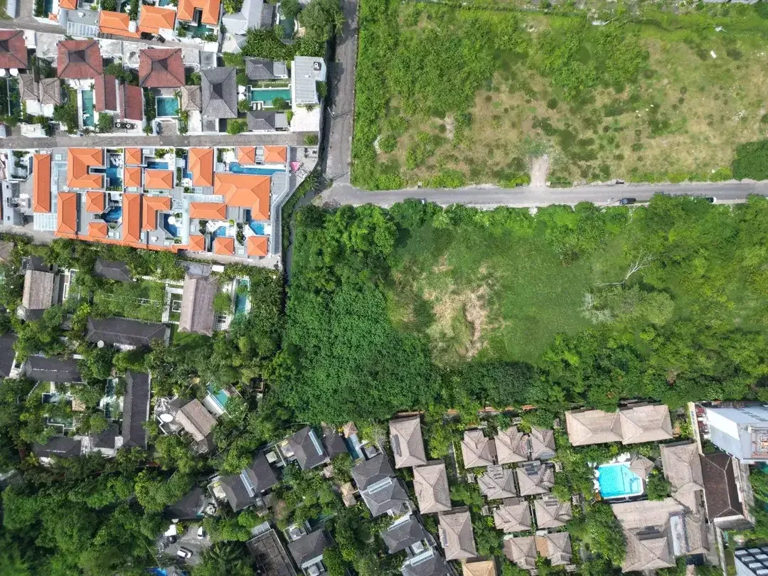 PRIME LAND IN SEMINYAK - Image 7 of 10