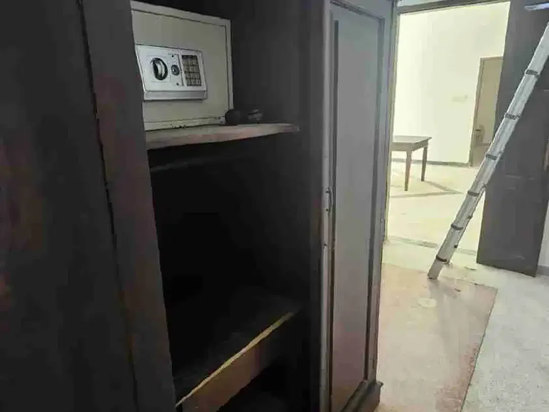 DIJUAL VILLA PANTAI SANUR, DENPASAR SELATAN - Image 4 of 10