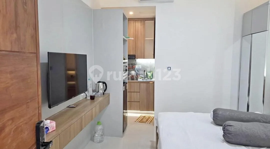 Investasi Cerdas di Jantung Legian - Apartemen Fully Furnished Siap Huni - Image 3 of 4