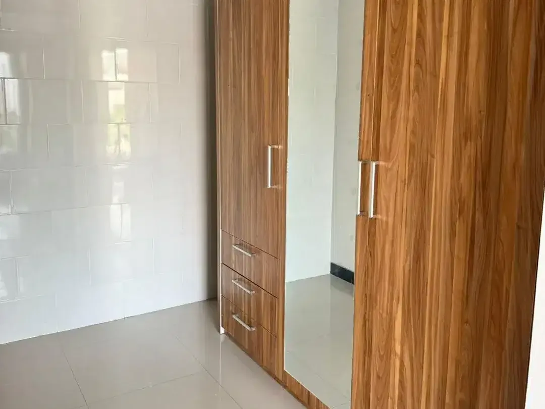 MINIMALIST VILLA IN PERERENAN AREA - Image 7 of 10