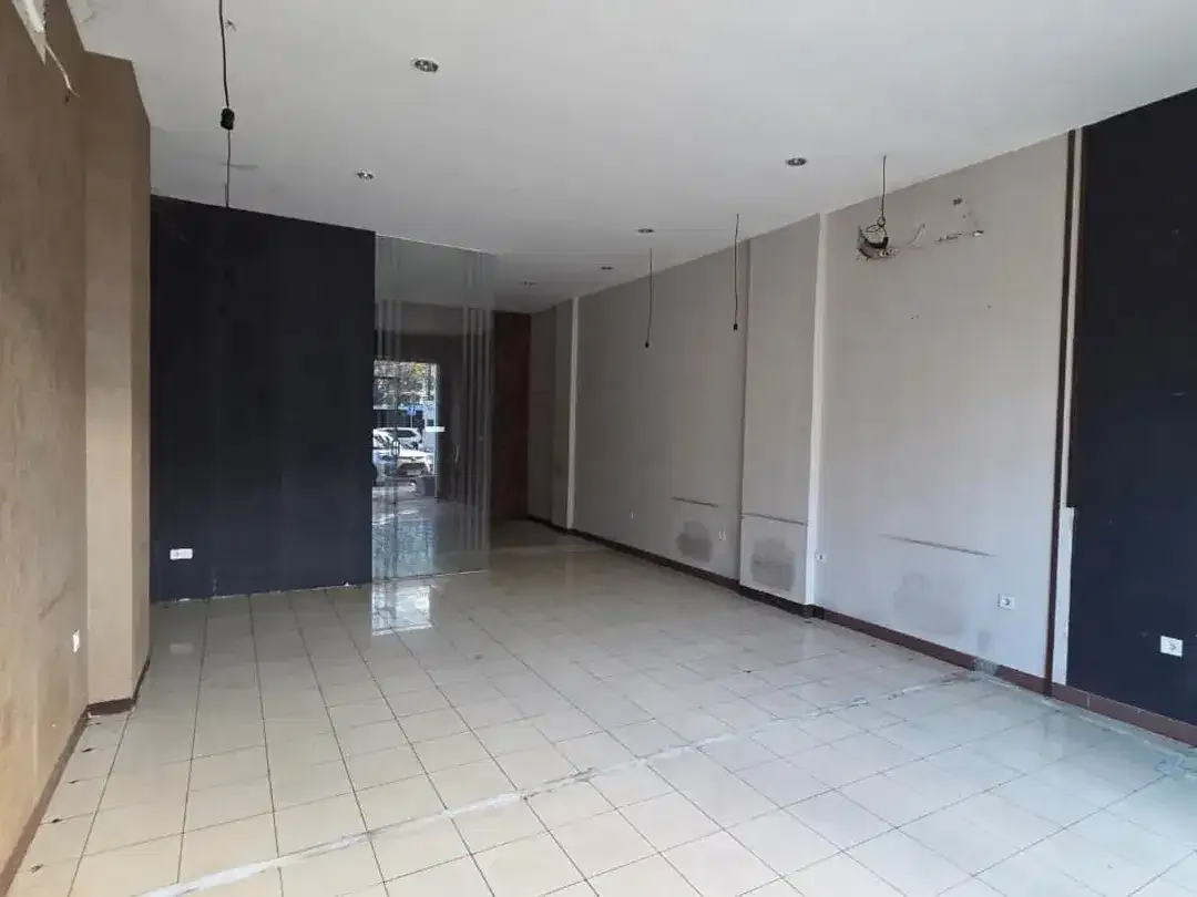 Dijual Ruko 3 Lantai Di Dewi Sri Kuta - Image 2 of 10
