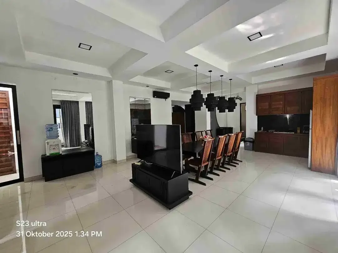 dijual villa lantai 3 lokasi canggu - Image 7 of 10