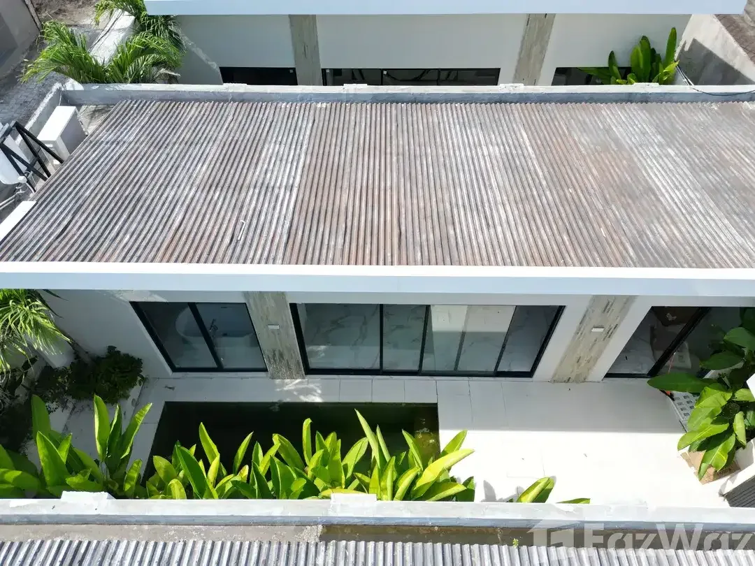 10 Bedroom Hotel for sale in Kerobokan, Bali - Image 3 of 10