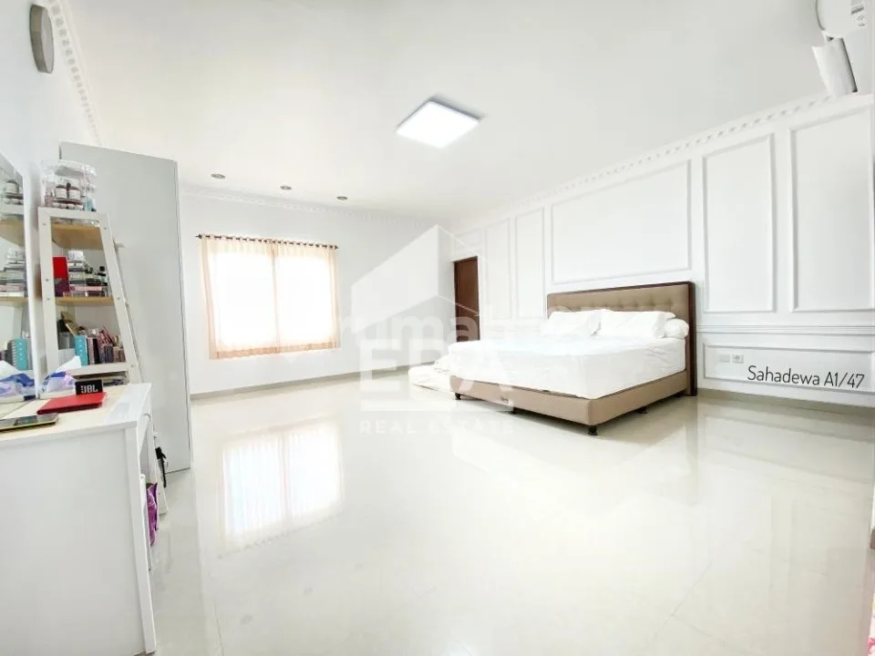 Resort Modern - Image 3 of 4