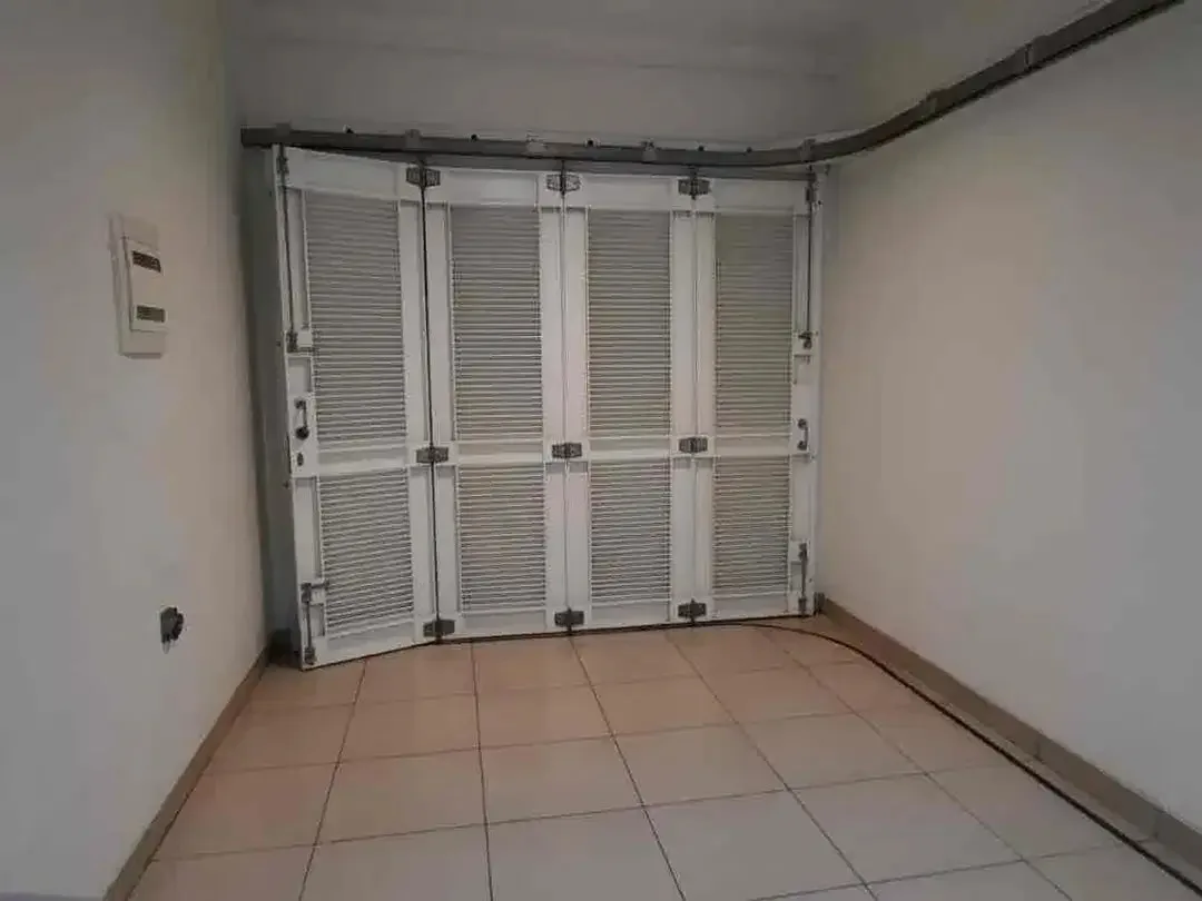 *Dijual* 

Rumah Cluster Amanda lebar7,type Basic Harga Termurah

- Luas Tanah 112  (7x16)
- Luas Bangunan 97m
- 2 kamar tidur
- ⁠1 kamar mandi
- ⁠hadap utara

Harga Rp.1,95M Nego - Image 4 of 7