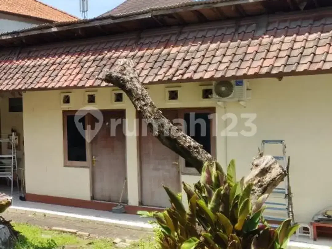 Dijual Rumah dengan Lokasi Strategis di Denpasar Barat - Image 3 of 10