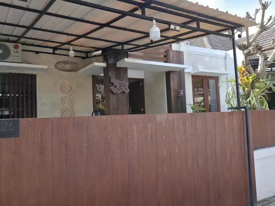 Rumah modern minimalis semi furnished bersih dan tenang lokasi Kesiman kertalangu - Image 4 of 10