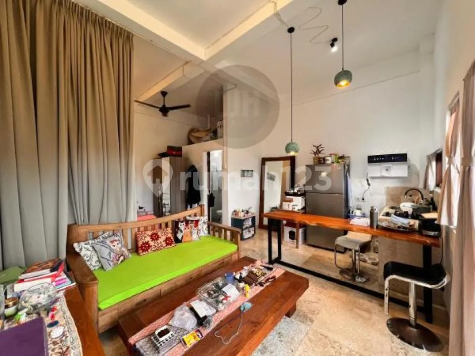 Luxury Guest House for Sale With 4 Bedrooms, Furnished, Strategic Location, Close to Munggu Beach - Image 2 of 4