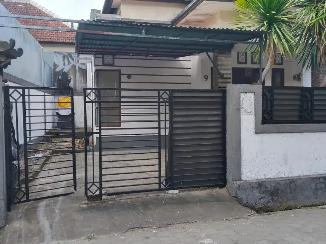 Dijual rumah minimalis lantai 1 berlokasi jalan kebo iwa utara deket pasar batu kandik Denpasar - Image 3 of 10