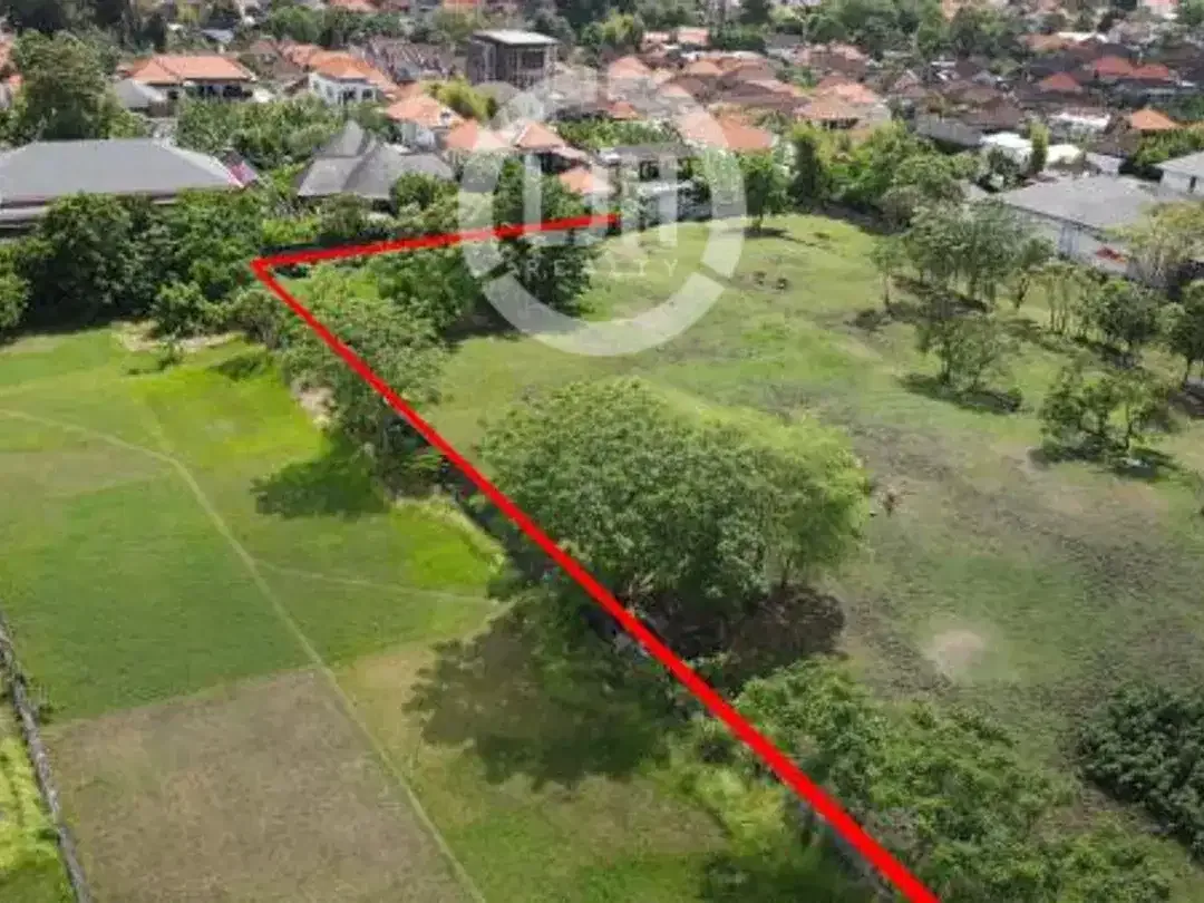Land In Prime Tourist Area Batu Belig Seminyak, Surrounded by Hotel and Restaurant, Close To Batu Belig Beach, Cafe Del Mar Bali and Petitenget Area - Image 2 of 5