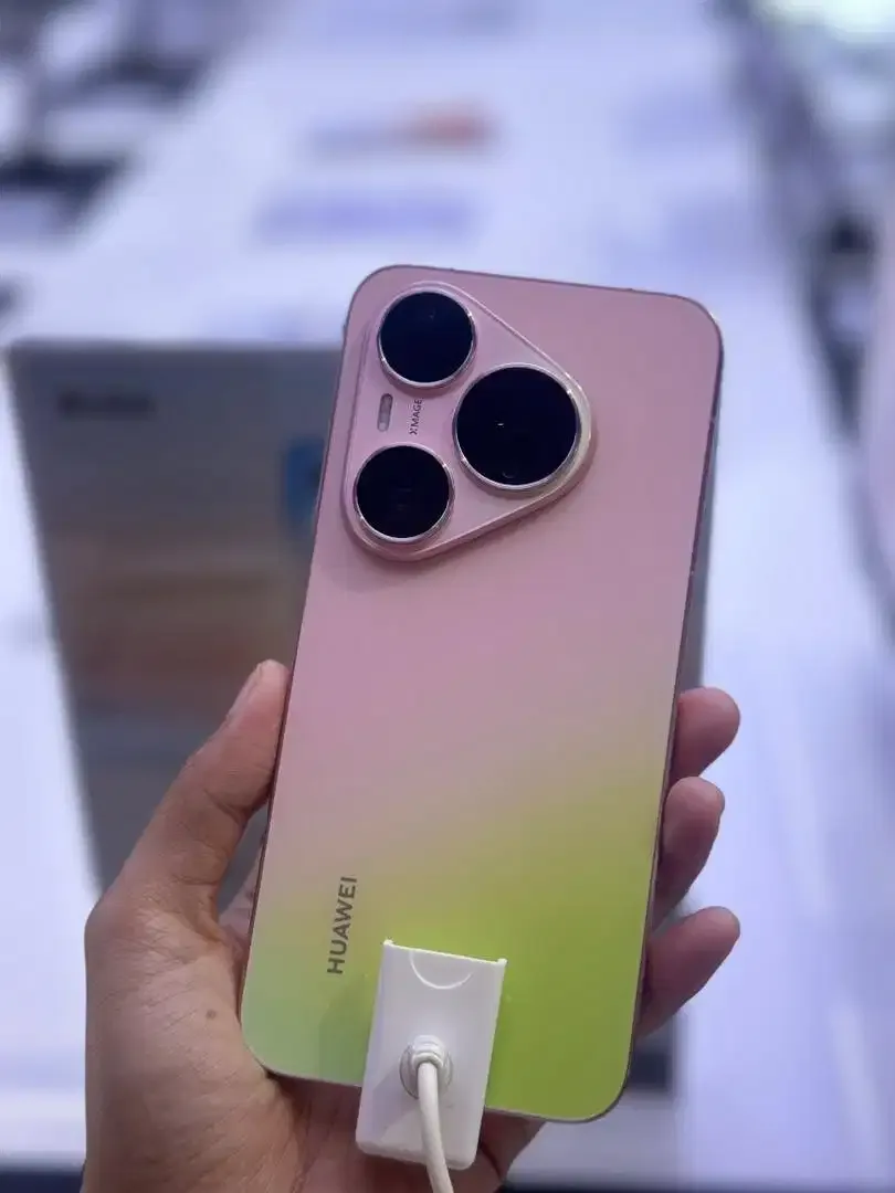 Huawei Pura 90s Pro - Image 2 of 2
