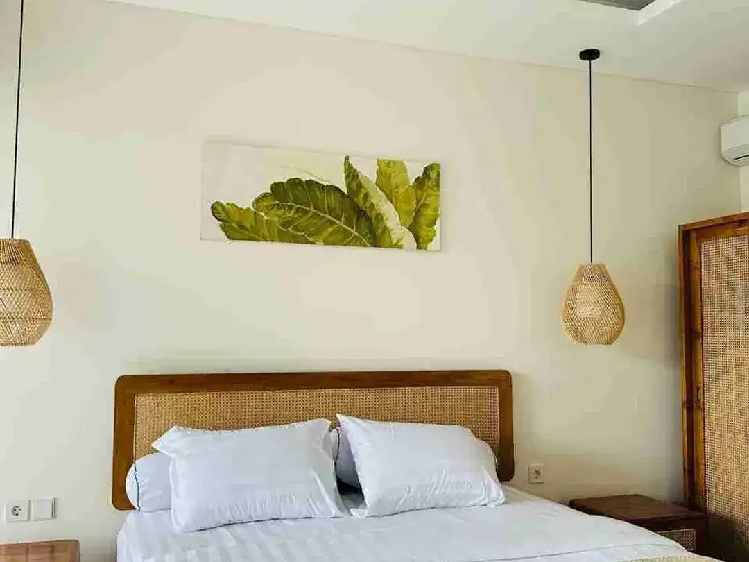 Exclusive Santorini Villa 3BR Area Ungasan Bali - Image 4 of 8