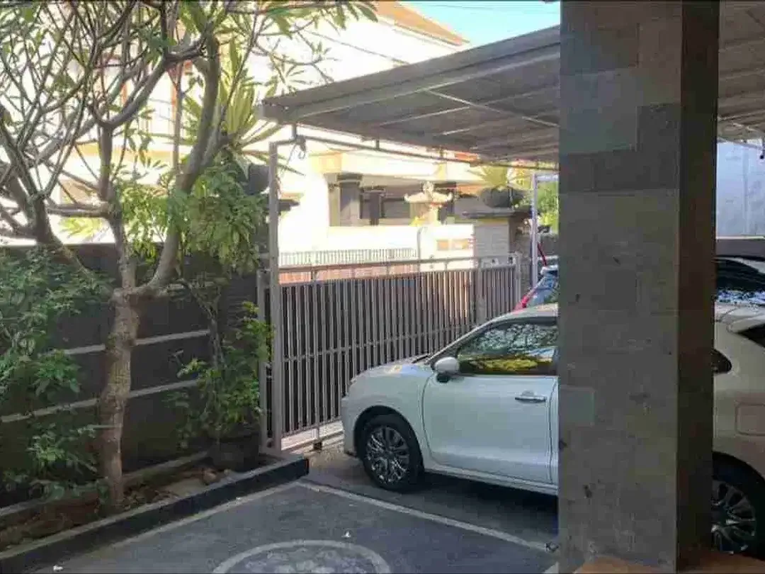 5 Bedroom House In Pedungan South Denpasar - Image 3 of 5