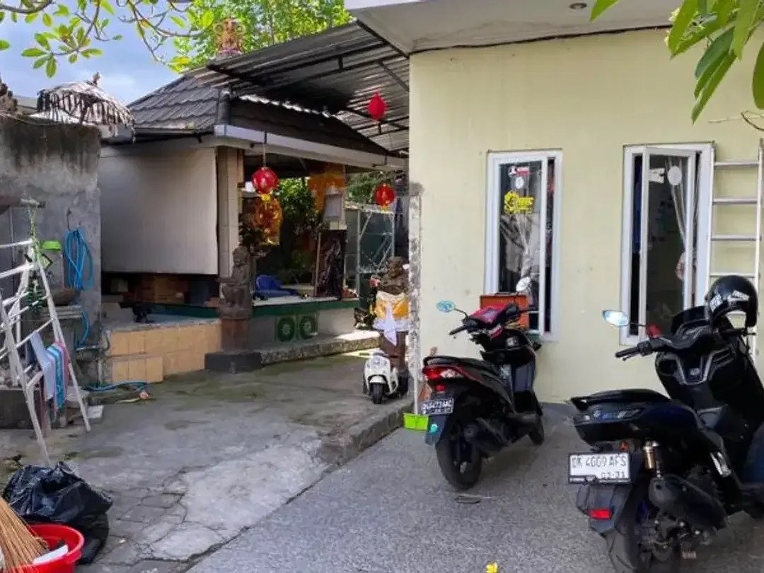 RUMAH GRATIS TANAH 70 METER DI MAHENDRADATTA DENPASAR - Image 1 of 5