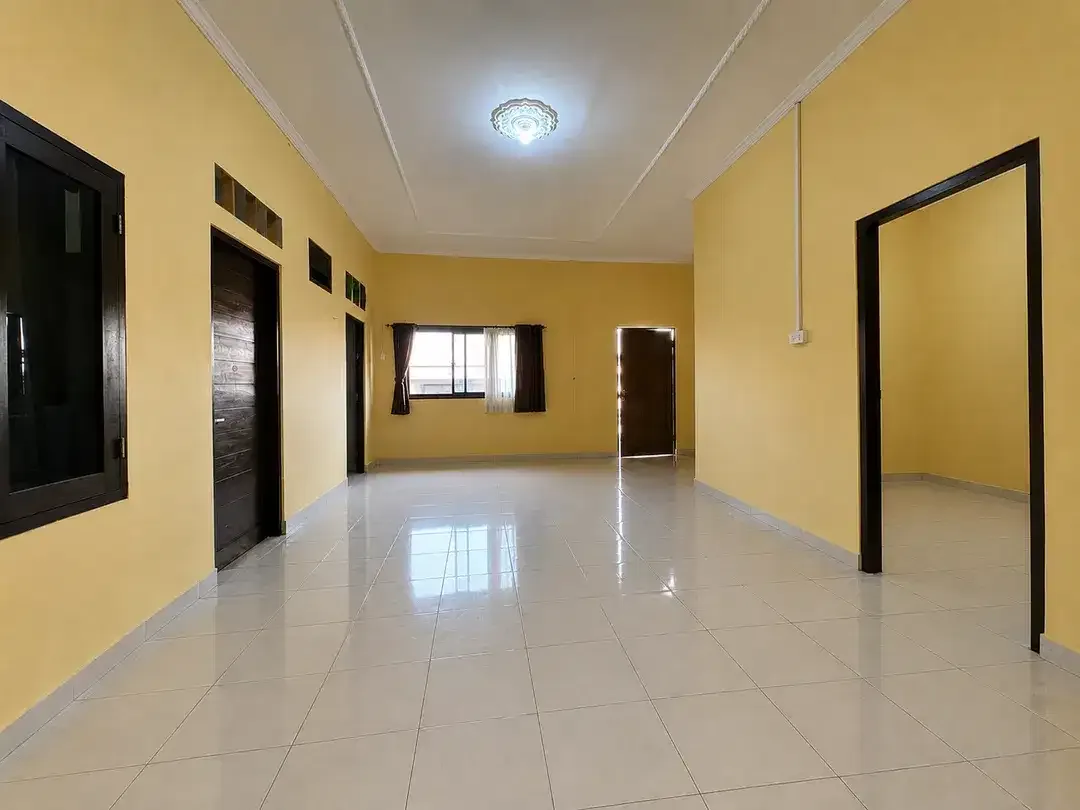 Dijual Rumah Strategis 3 Kamar Tidur di Ubung Denpasar – SHM & IMB Lengkap, Hanya 100 Meter dari Jalan Utama - Image 6 of 8