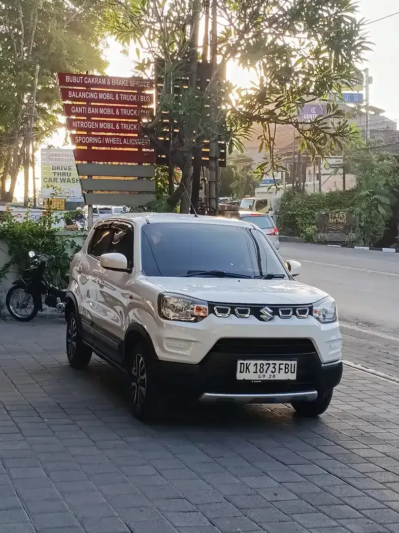 SUZUKI S-PRESSO MATIC ASLI BALI TANGAN PERTAMA SEPERTI BARU - Image 1 of 10