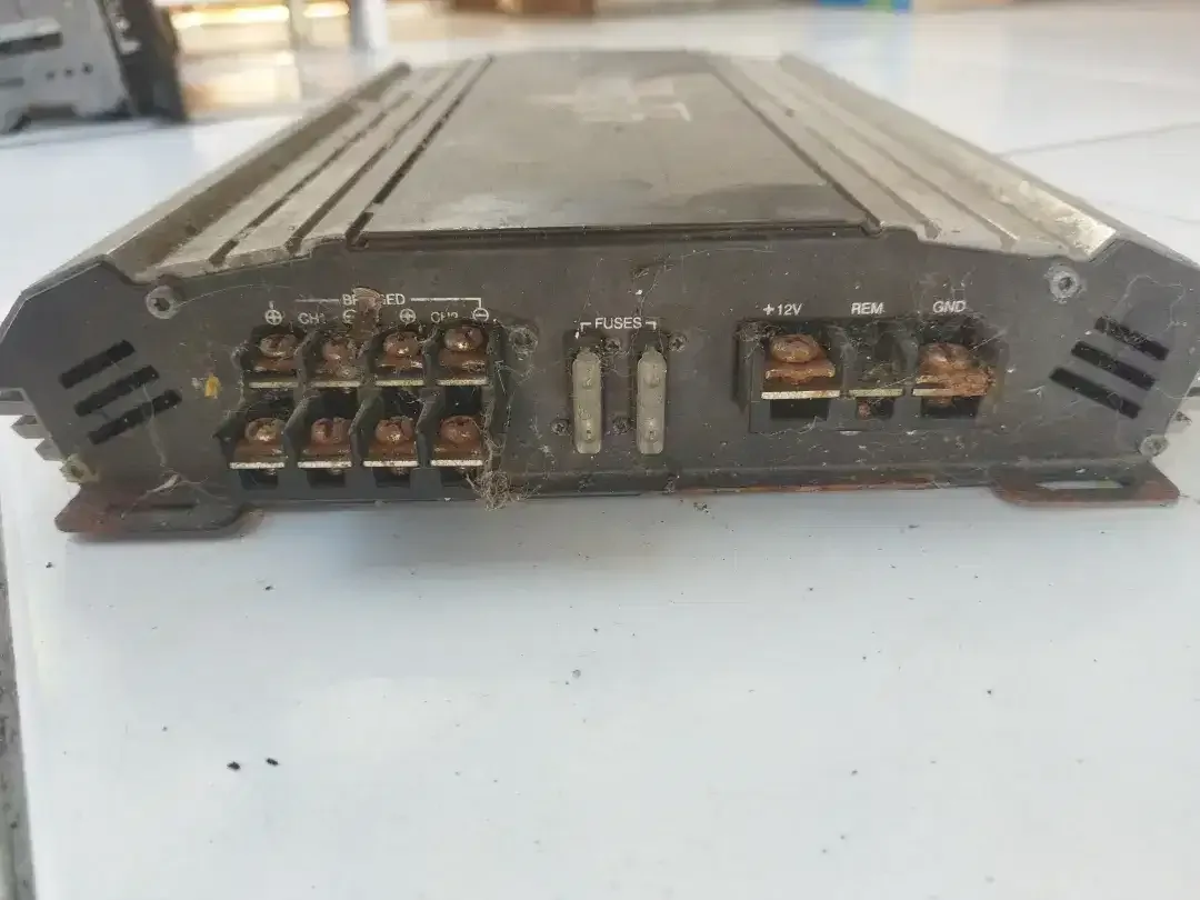 Subwoofer kolong - Image 2 of 3